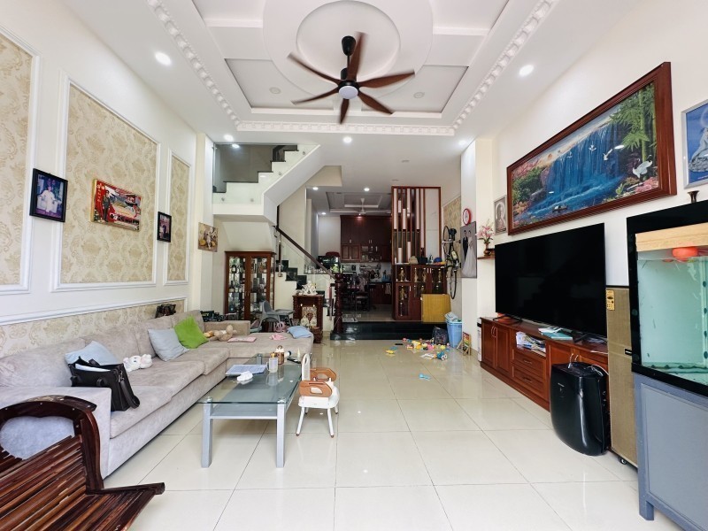 Bán nhà đường số 51, Hiệp Bình Chánh, Thủ Đức, TP HCM. DT 55m2, 4 tầng, sổ hồng. Giá  7.35  tỷ 2