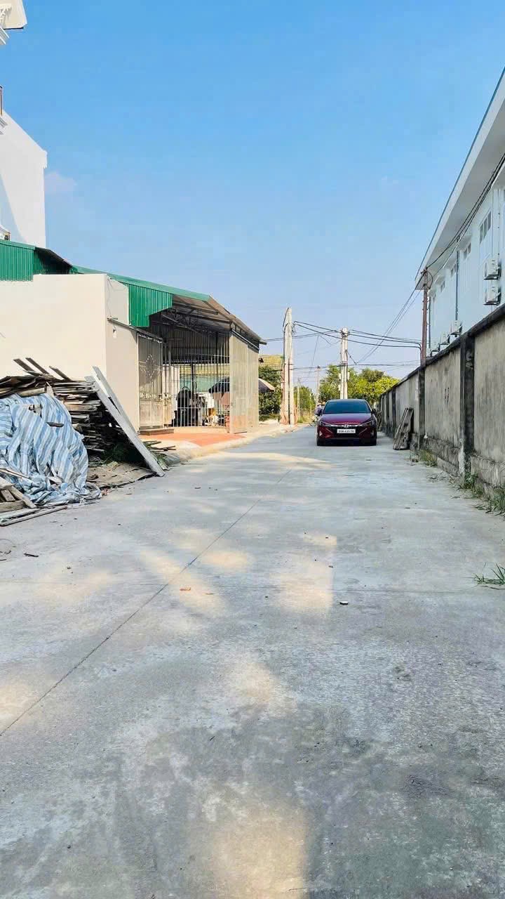 Chính chủ gửi bán lô đất đấu giá 2 mặt tiền DT 106m2 tại Văn Ổ, Đại Đồng, Văn Lâm, 0835459289