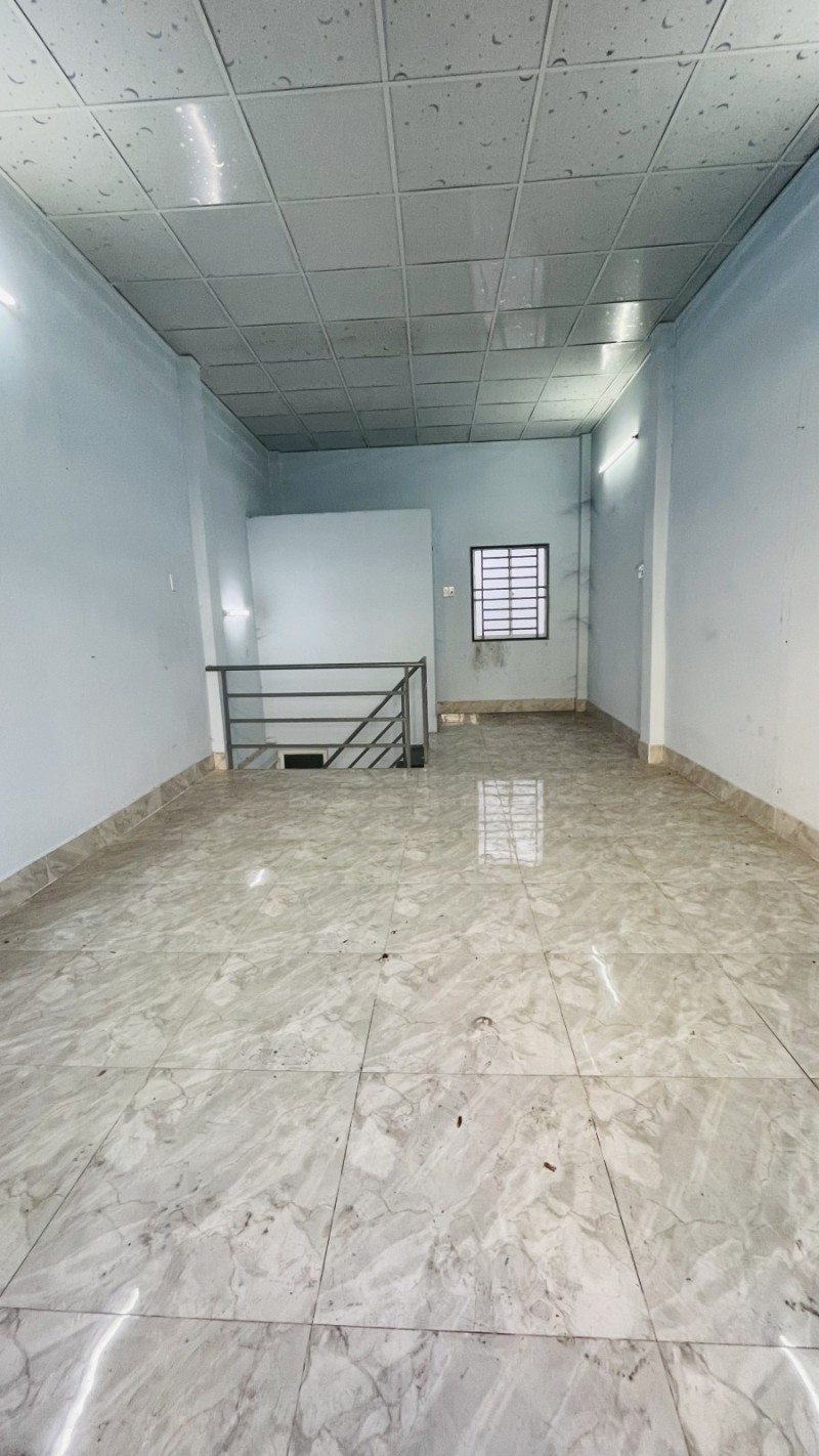 MẶT TIỀN KINH DOANH KHUÔNG VIỆT 33M2 2 TẦNG SHR CHỈ 4.99 TỶ 2