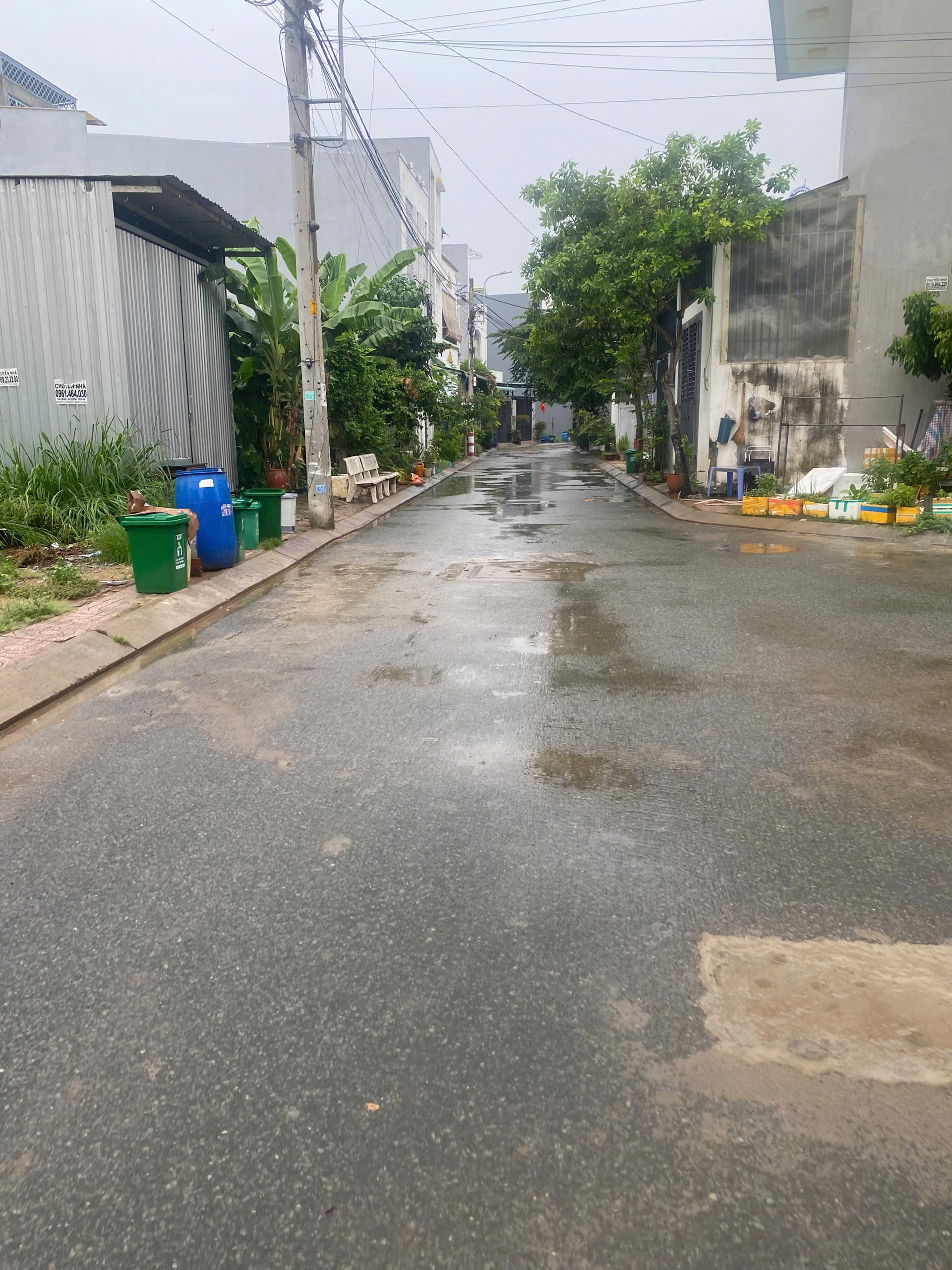 Cần bán Đất đường 6, Phường Long Bình, Diện tích 62m², Giá Thương lượng 2