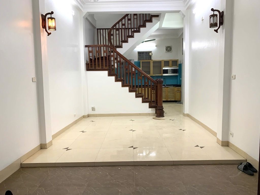 Cần bán Nhà mặt tiền đường Lê Thanh Nghị, Phường Bách Khoa, Diện tích 47m², Giá 13.4 Tỷ