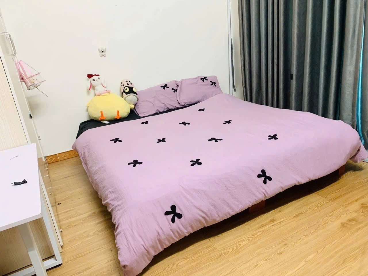 Bán căn nhà mặt phố Vũ Hựu, ph Thanh Bình, TP Hải Dương, 59.4m2, mt 4.02m, 2 tầng, 2 ngủ, 3.9x tỷ 4