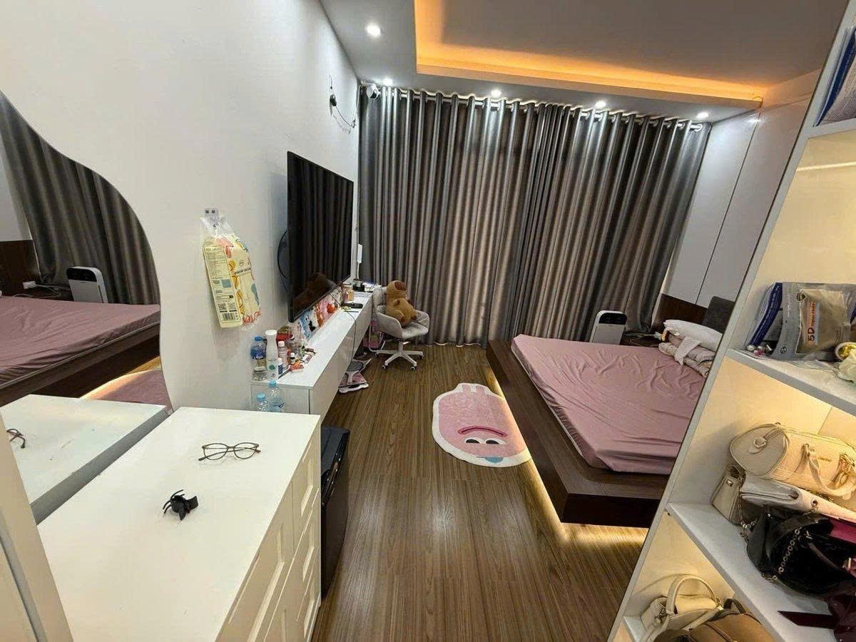 Hiếm nhà đẹp 4 tầng mặt phố Lý THường Kiệt, 40m2, mặt tiền 4m, lô góc, kinh doanh, giá 16 tỷ 3