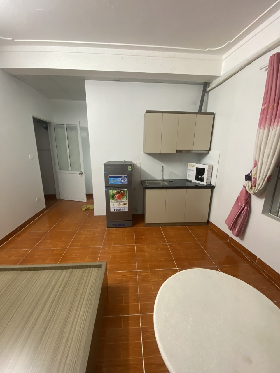 Cho thuê CHDV - chung cư mini giá rẻ tại Số 98 Ngõ 116 Phan Kế Bính, Cống Vị, Ba Đình. Chỉ 3.8tr 3