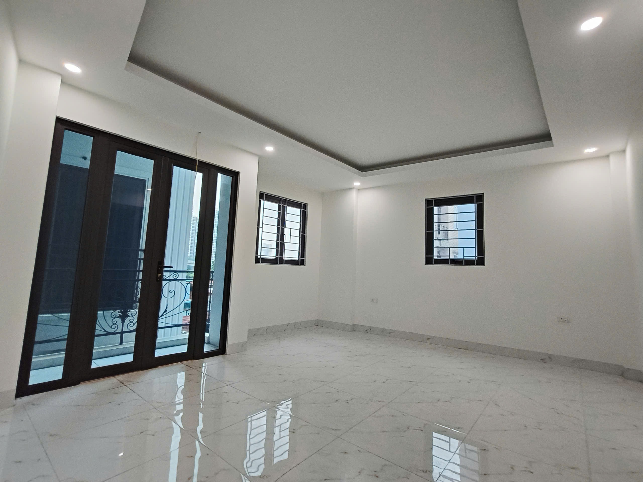 Bán nhà 5T Miêu Nha Tây Mỗ DT33m2, MT4.1m, lô góc, 6.5 tỷ Nam Từ Liêm 3