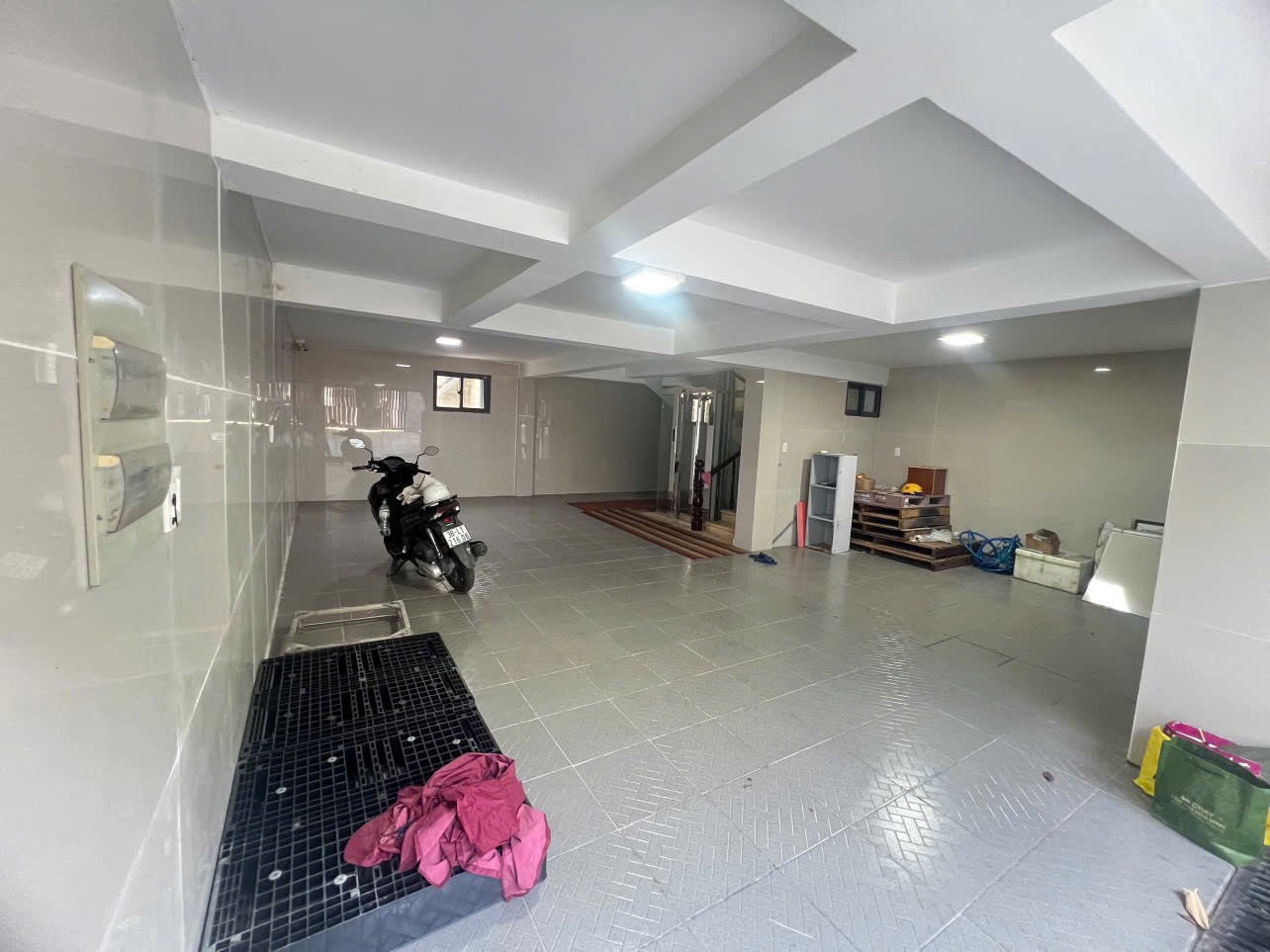 CHO THUÊ BIỆT THỰ HẺM XE TẢI QL 13 P. HIỆP BÌNH PHƯỚC, GẦN HIỆP BÌNH, TIỆN ÍCH ĐẦY ĐỦ. 2