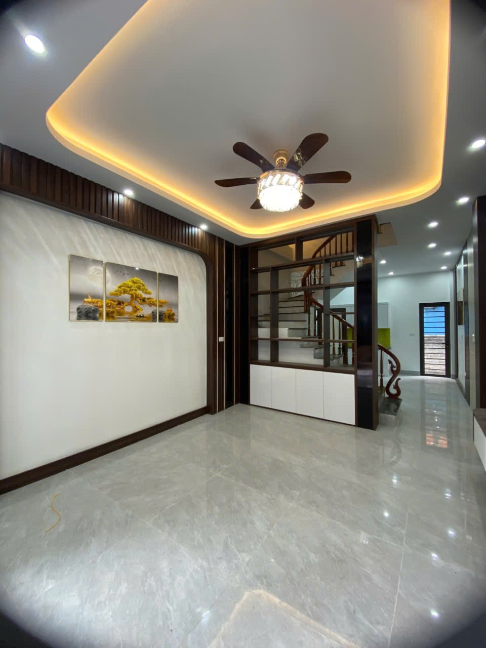 Bán nhà 4 tầng gần 50m2 cách Ngô Thì Nhậm 25m, oto vào tận nơi, Kỳ Bá, TP. Thái Bình, giá 2.9 tỷ,