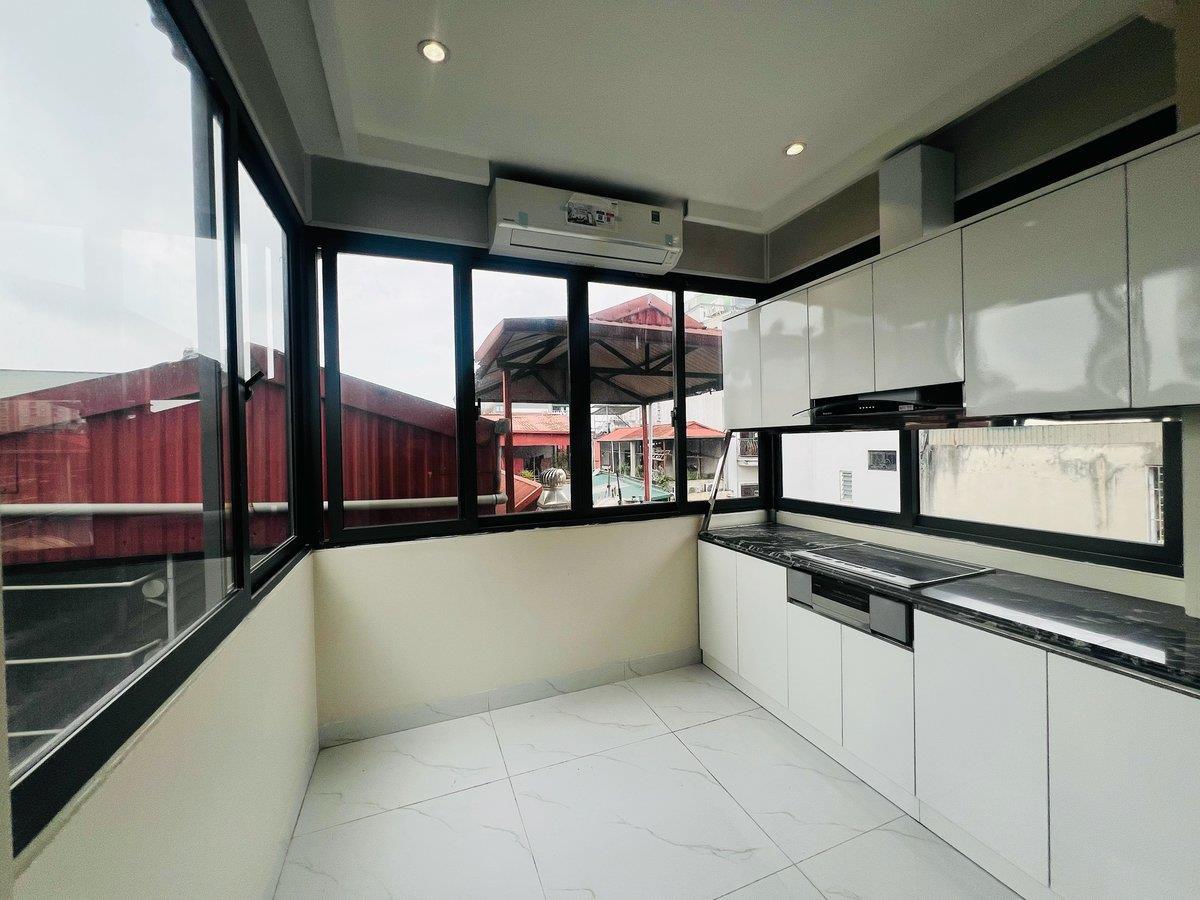 3 BƯỚC RA MẶT PHỐ TÔN ĐỨC THẮNG - 6 TẦNG THANG MÁY - FULL NỘi THẤT- NHÀ XÂY CHẮC CHẮN -SÁT PHỐ CỔ - 4