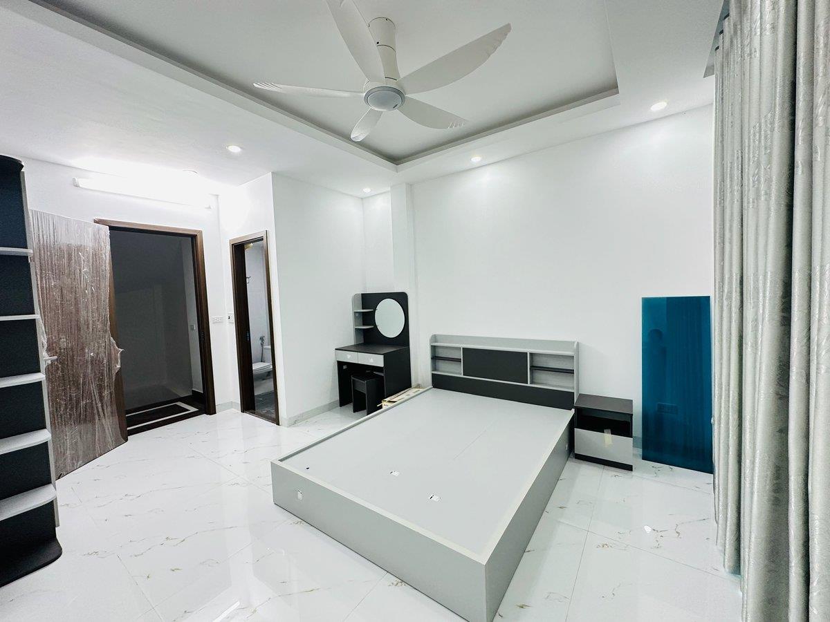 TRUNG TÂM ĐỐNG ĐA - NHÀ ĐẸP MỚI LONG LANH  - NGÕ THÔNG RA HỒ ĐẮC DI - 4