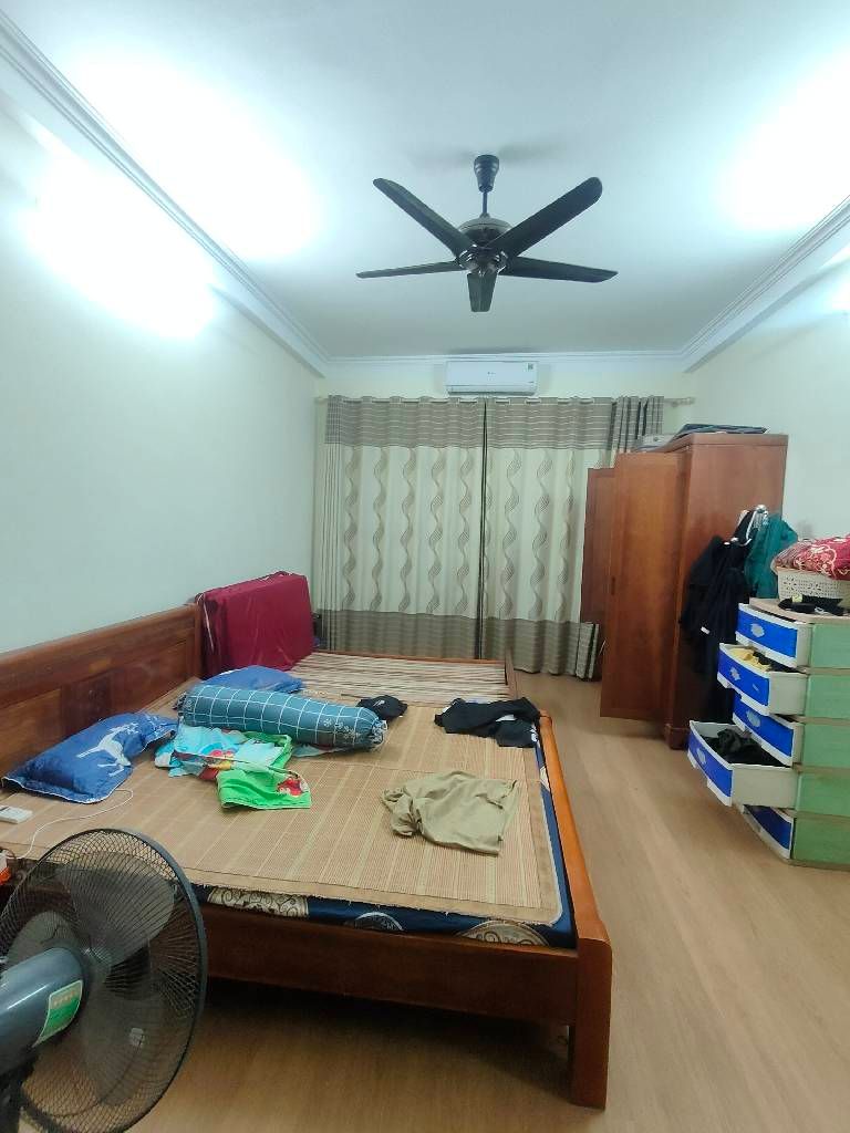 Cần bán Nhà mặt tiền đường Trương Định, Phường Giáp Bát, Diện tích 55m², Giá 11.68 Tỷ 4