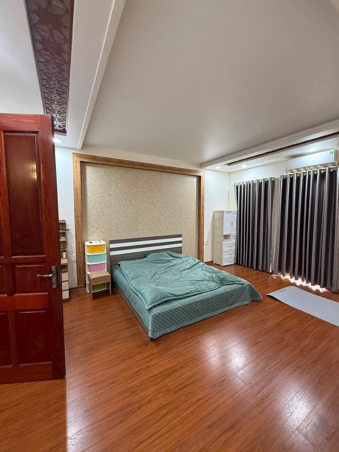 Bán nhà 4 tầng mặt phố Lý Quốc Sư, Ecopark Hải Dương, 95m2, mt 5m, đã hoàn thiện nội thất 4
