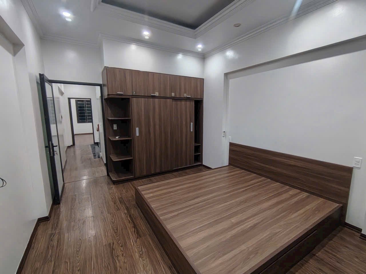 Bán nhà ngõ 55 phố Đức Minh, phường Thanh Bình, TP Hải Dương, 58.3m2, mt 4m, 3 tầng, 3 ngủ, 3.2 tỷ 5