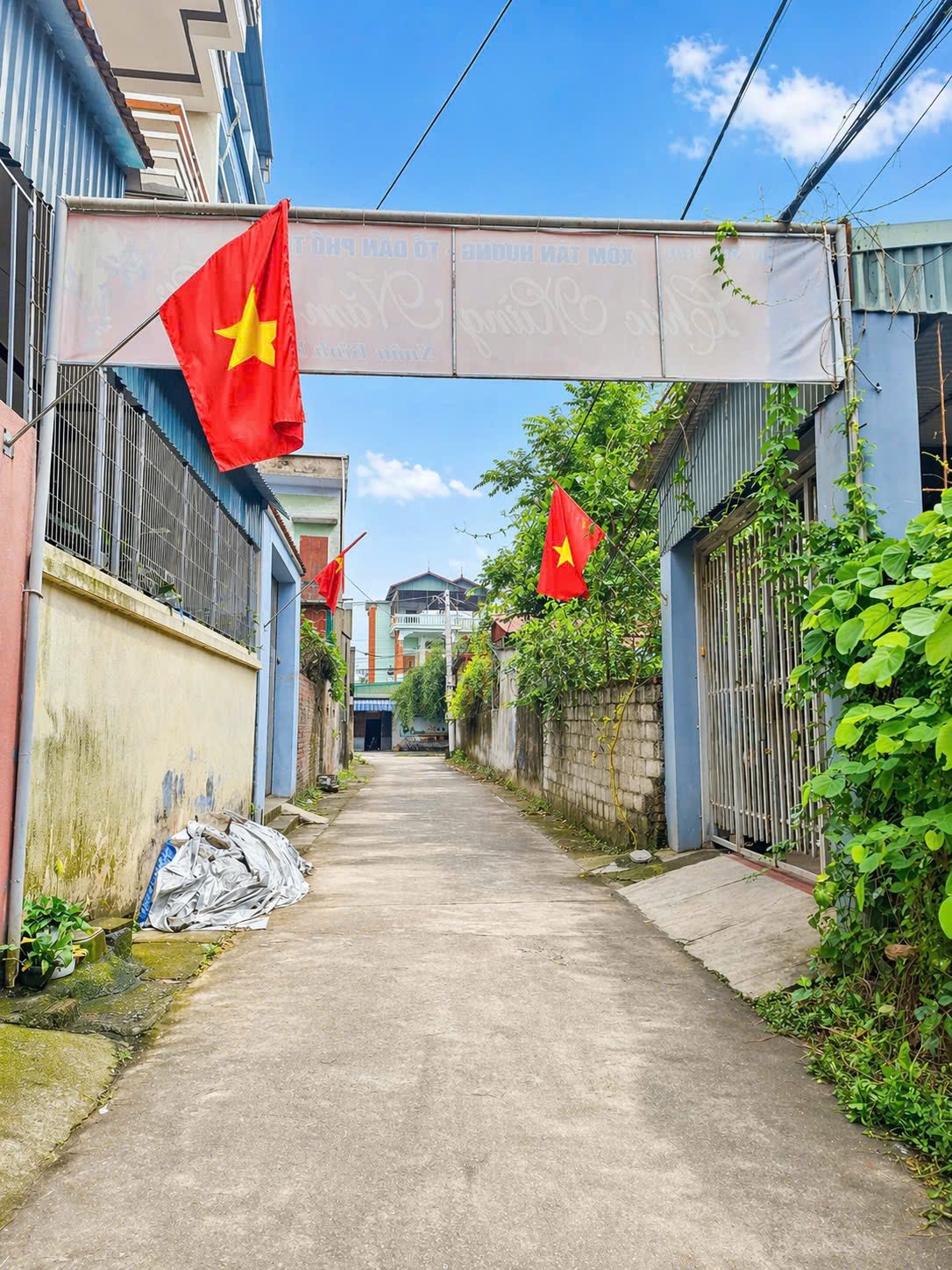 Đất nền Việt Hòa Hải Dương 94.8m2 hướng Nam sát QL5 giá chỉ 1.X tỷ 4