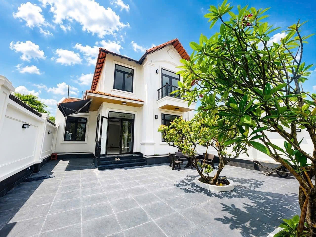 CHO THUÊ BIỆT THỰ HẺM XE TẢI QL 13 P. HIỆP BÌNH PHƯỚC, GẦN HIỆP BÌNH, TIỆN ÍCH ĐẦY ĐỦ. 3