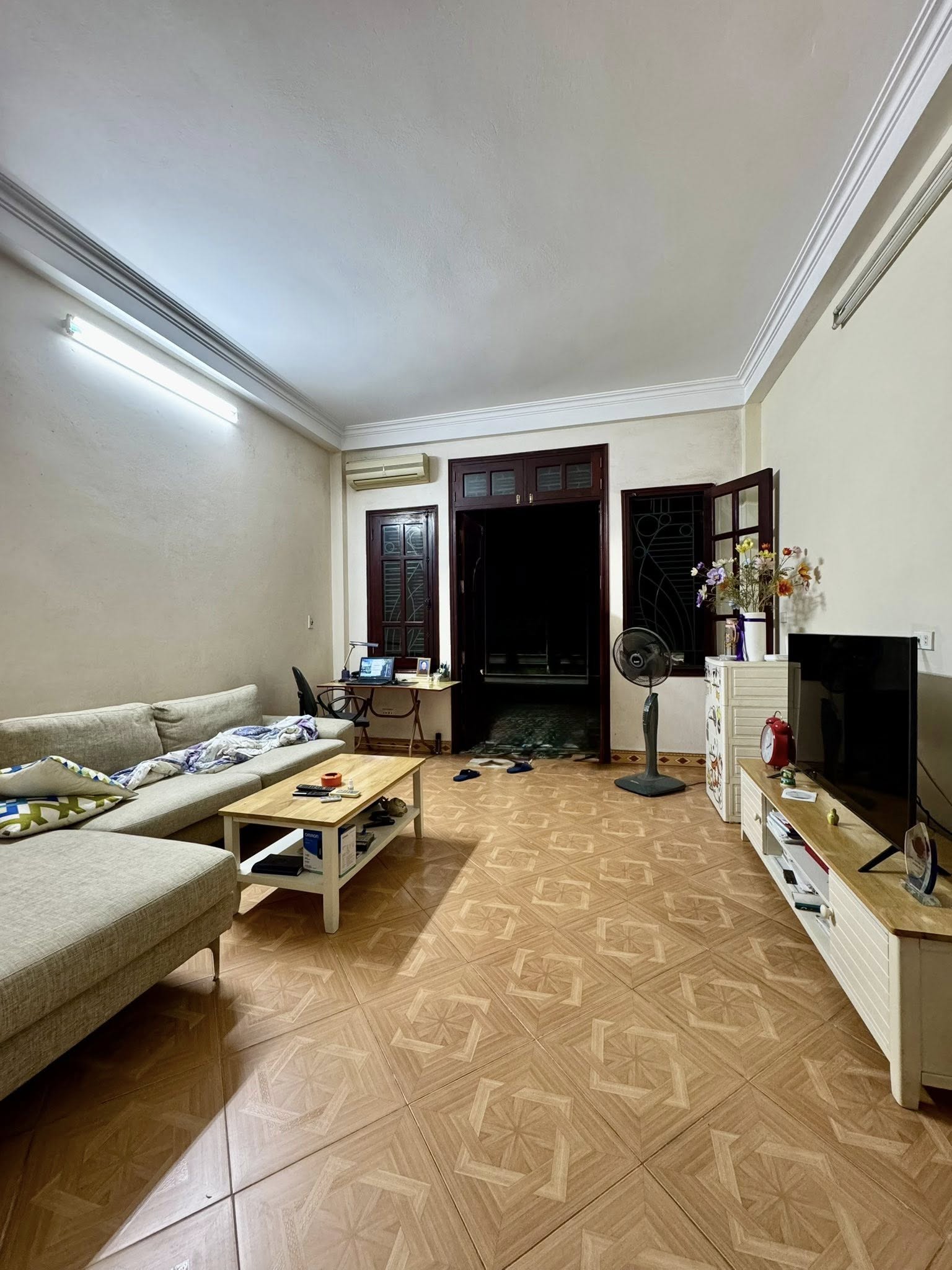BÁN NHÀ MẶT PHỐ THANH XUÂN, 40.5M2 6 TẦNG VỈA HÈ RỘNG, KINH DOANH, VĂN PHÒNG, NHỈNH 20 TỶ 5