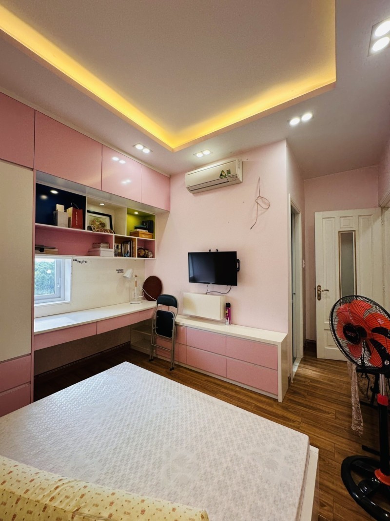 Bán nhà đường Đình Phong Phú, Tăng Nhơn Phú B, Q9, Thủ Đức, TP HCM. DT, 80m2, 3 tầng, SHR. Giá - 4