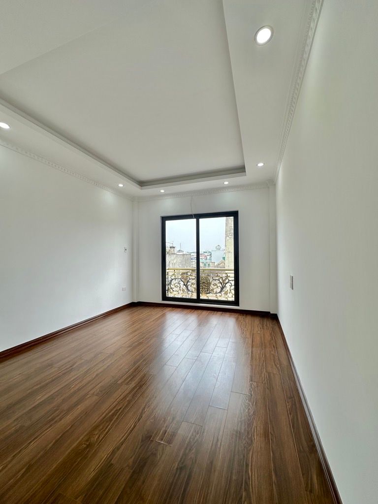 Cần bán Nhà mặt tiền đường Lĩnh Nam, Phường Vĩnh Hưng, Diện tích 34m², Giá 8.35 Tỷ 2