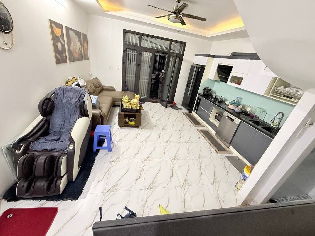 Cần bán Nhà mặt tiền đường Nguyễn Khoái, Phường Vĩnh Hưng, Diện tích 42m², Giá 7.29 Tỷ 3