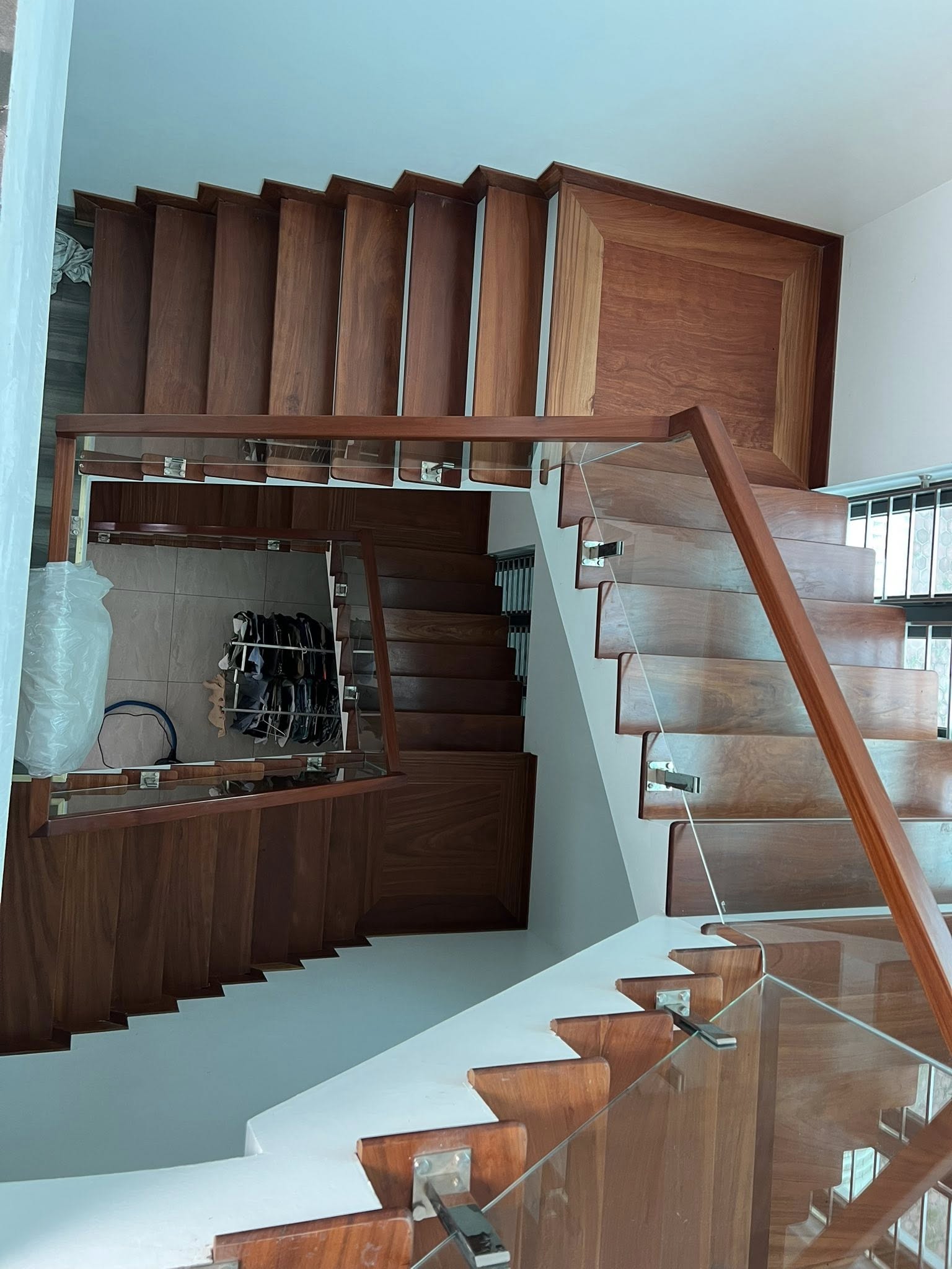 Bán biệt thự sân vườn hơn 700m2, căn góc 3 mặt thoáng, TP Hải Dương, 3 tầng, 5 ngủ vs khép kín 6