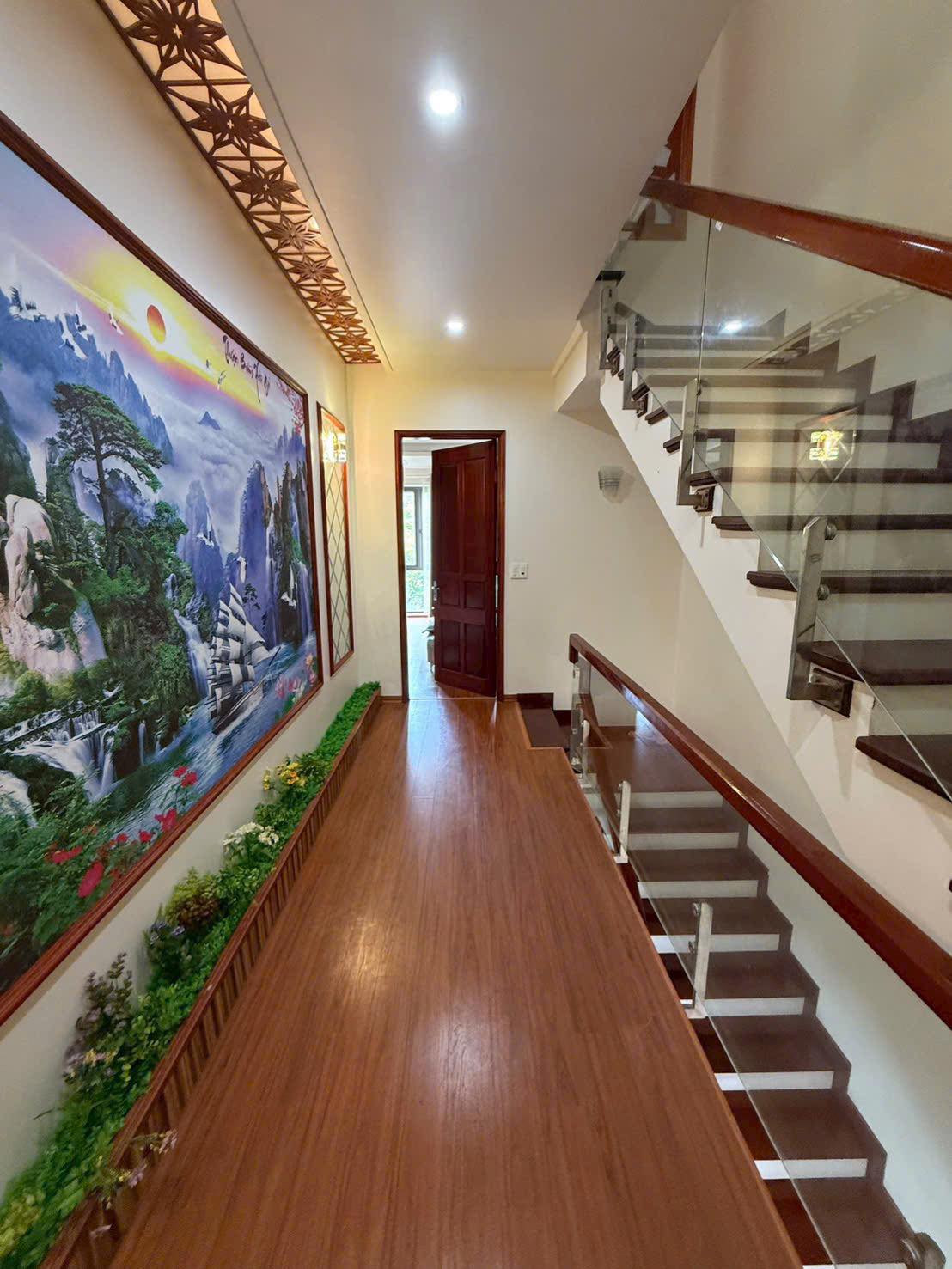 Bán nhà 4 tầng mặt phố Lý Quốc Sư, Ecopark Hải Dương, 95m2, mt 5m, đã hoàn thiện nội thất 5