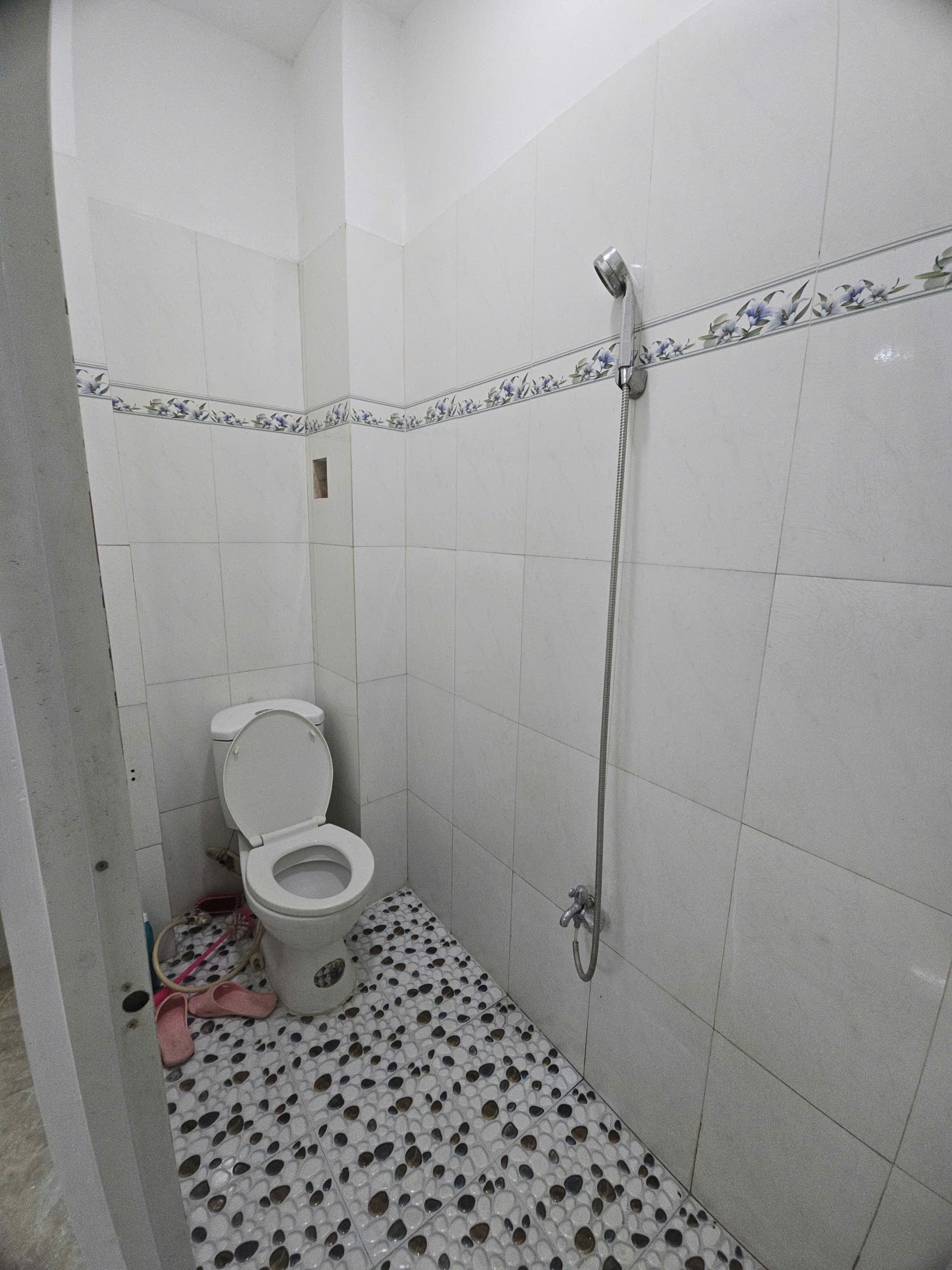 SÁT MẶT TIỀN TRẦN VĂN QUANG TÂN BÌNH 42M2 2 TẦNG 2PN 2WC SHR CHỈ 5.8 TỶ 5