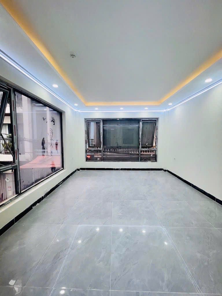 BÁN NHÀ NGUYỄN TRÃI THANH XUÂN, LÔ GÓC 3 MẶT THOÁNG, 7 TẦNG THANG MÁY  Ở, VP, NHỈNH 27 TỶ 5