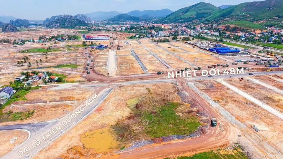 VỐN BAN ĐẦU CHỈ từ 1,2 TỶ sở hữu ngay Lô đất 50m2 trong lõi KĐT ven Biển Vinhomes Hạ Long Xanh. 2