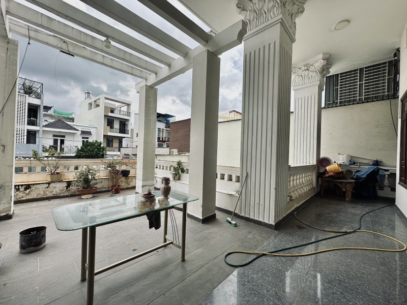 Bán Biệt thự đường số 6, Hiệp Bình Phước, Thủ Đức, TP HCM. DT 700m2, 4 tầng. Giá 16,999 tỷ. 5