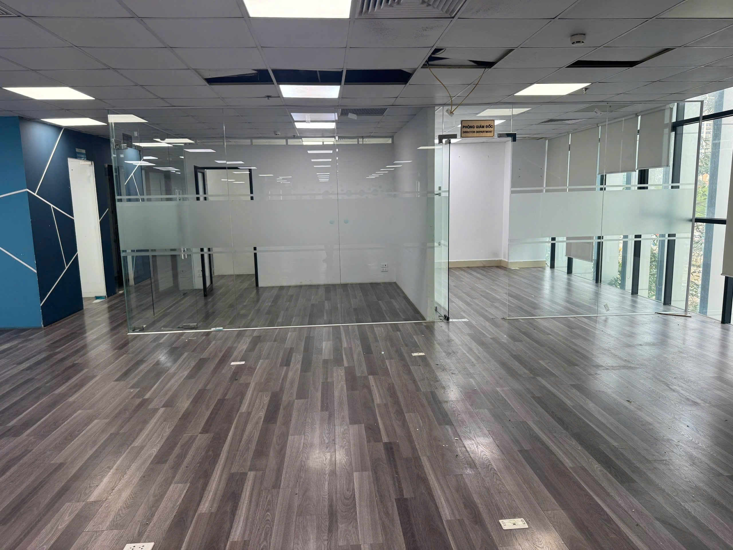 VĂN PHÒNG 430M2 MẶT TIỀN NGÃ TƯ HOÀNG QUỐC VIỆT VỚI GIÁ ALL-IN CỰC HỢP LÝ 7