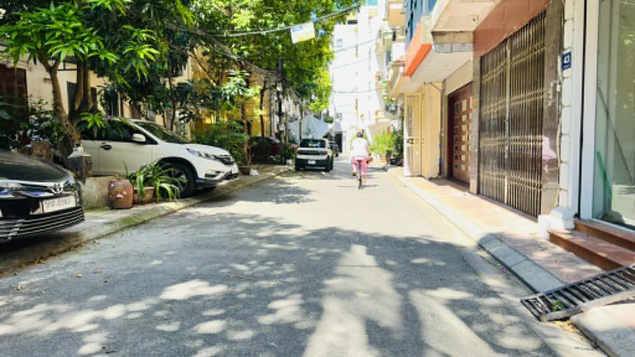 bán nhà Ngọc Lâm, vỉa hè, ôtô dừng đỗ ngày đêm, gần bến xe Gia Lâm, chỉ 11.8 tỷ 3
