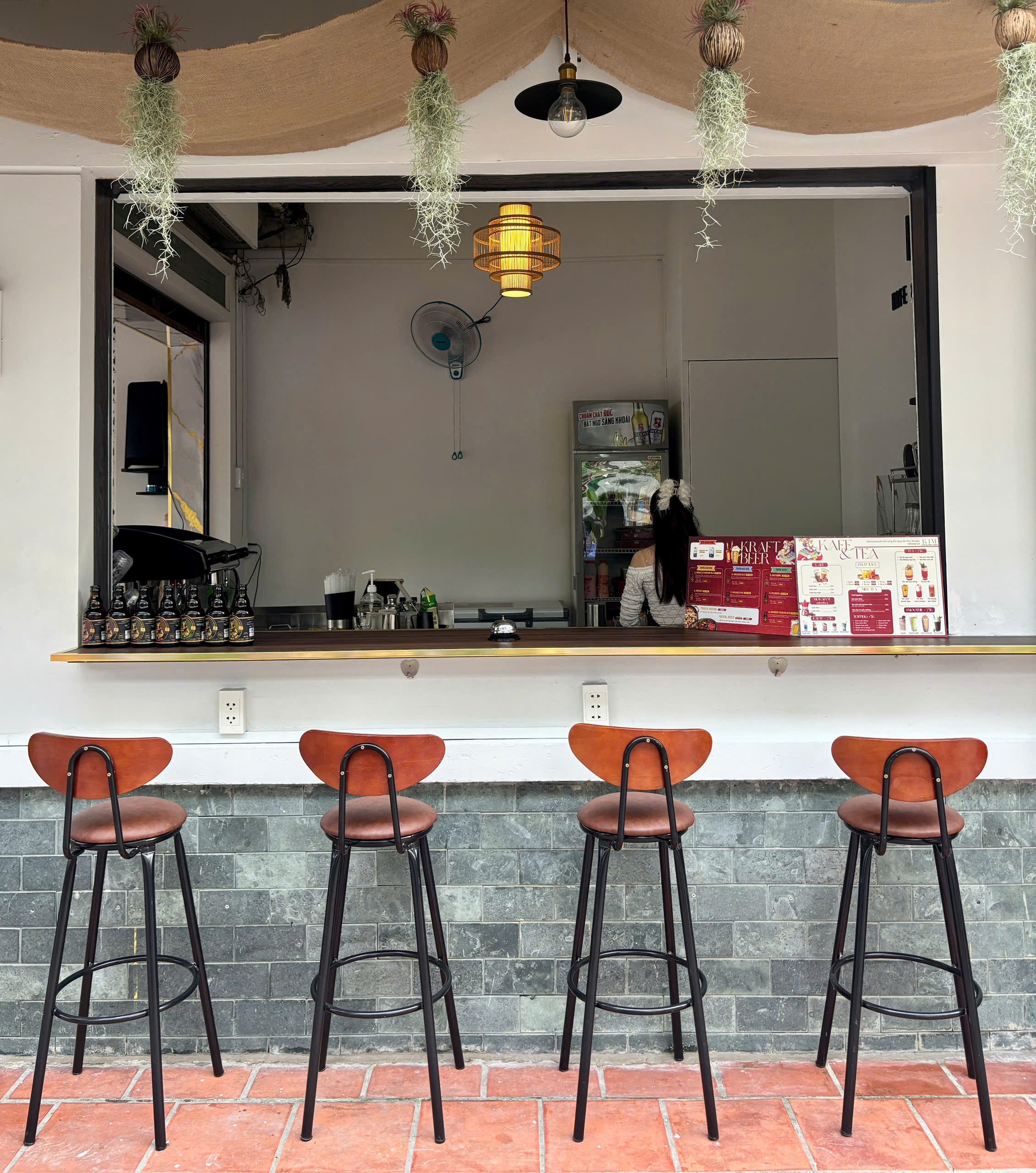 Sang quán cafe xinh góc 2 mặt tiền núp hẻm ngay ngã tư – Phường Tân Quý, Tân Phú. 3