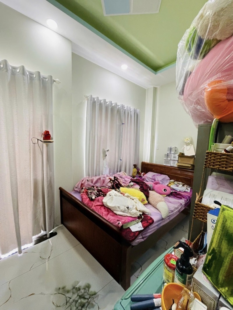 Cần bán Nhà ở, nhà cấp 4, nhà hẻm đường Lê Đình Cẩn, Phường Tân Tạo, Diện tích 40m², Giá 4.8 Tỷ 8