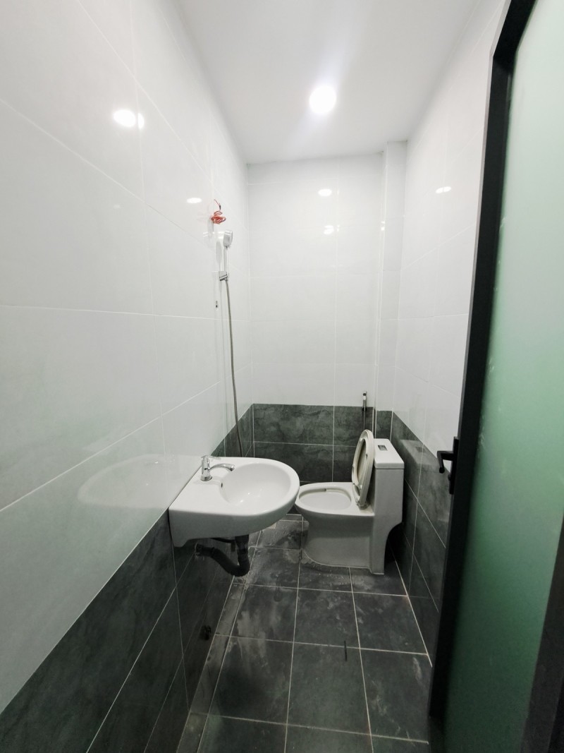 NGUYỄN TRỌNG TRÍ GIÁP AEON BÌNH TÂN 25M2 2 TẦNG SHR CHỈ 3.1 TỶ 8
