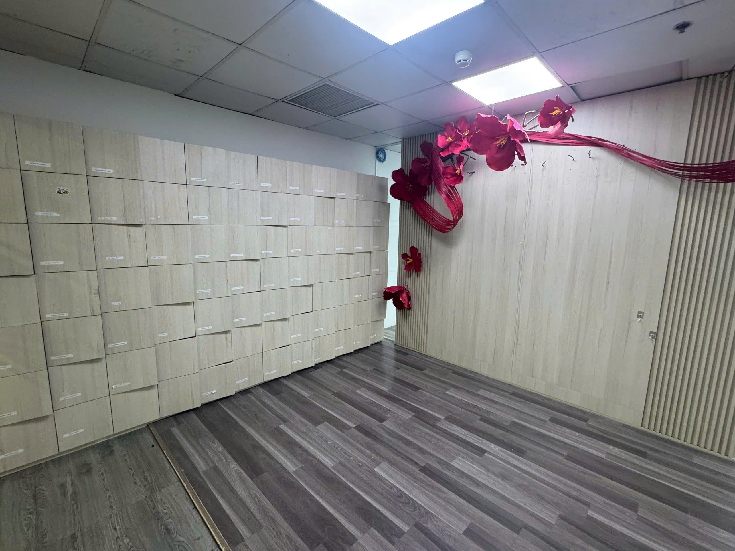 VĂN PHÒNG 430M2 MẶT TIỀN NGÃ TƯ HOÀNG QUỐC VIỆT VỚI GIÁ ALL-IN CỰC HỢP LÝ 6