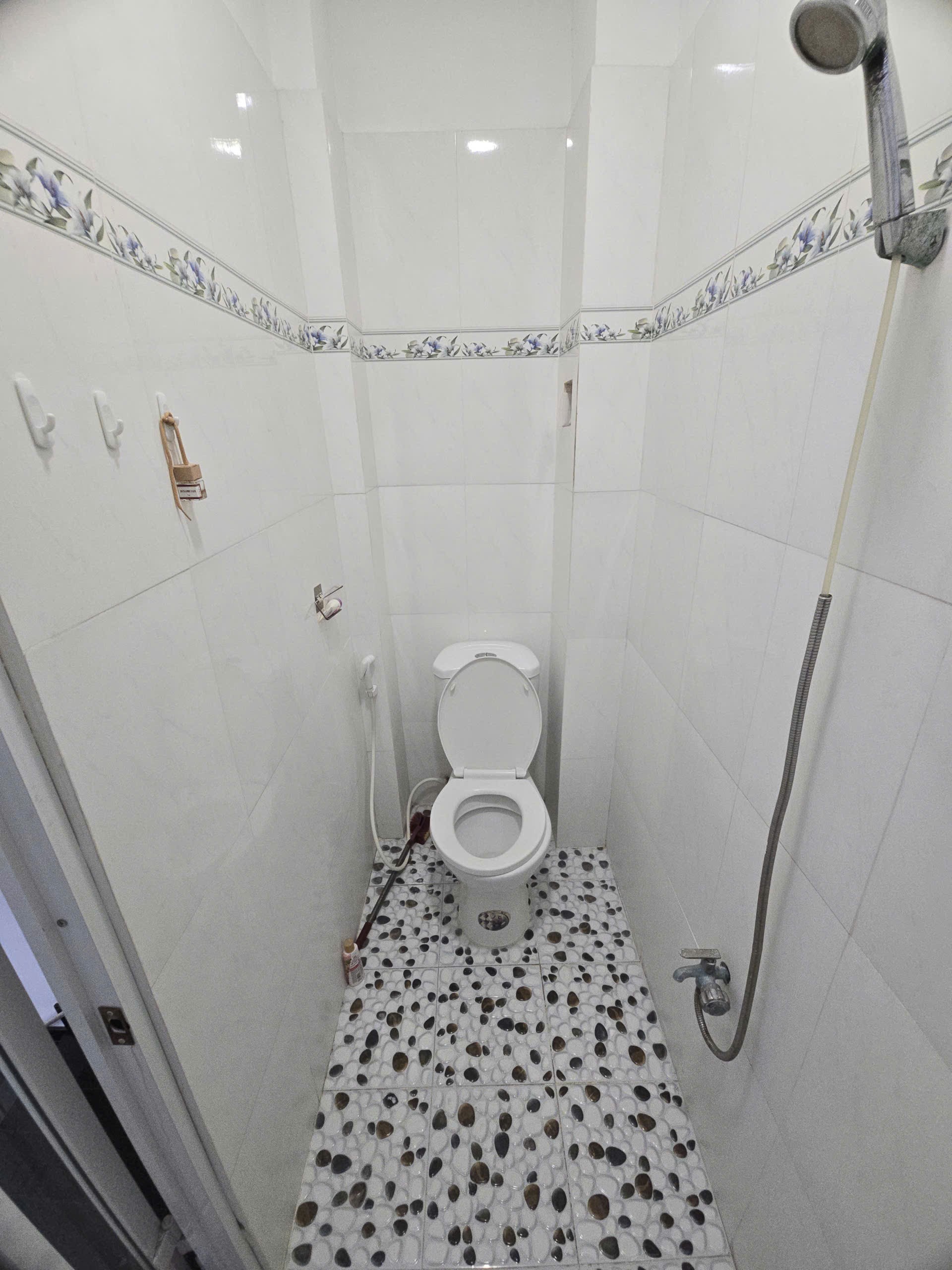 SÁT MẶT TIỀN TRẦN VĂN QUANG TÂN BÌNH 42M2 2 TẦNG 2PN 2WC SHR CHỈ 5.8 TỶ 8