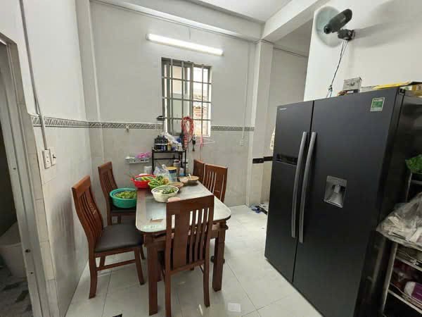 CHO THUÊ NHÀ NGUYÊN CĂN ĐƯỜNG 48 XE HƠI ĐẬU TRONG NHÀ,3PN GIÁ 13TR 5