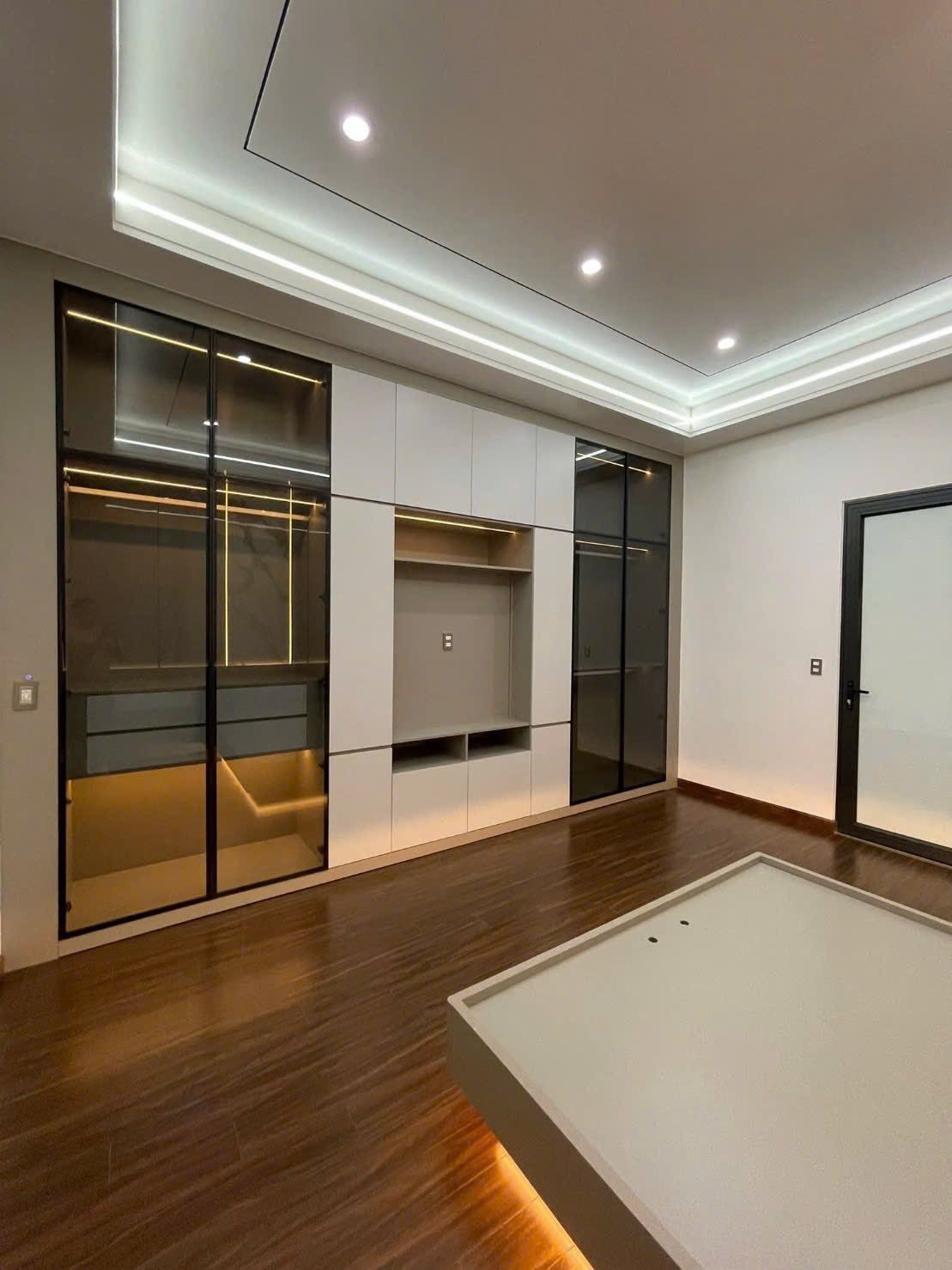 Cần bán Nhà mặt tiền Phường Tân Bình, Hải Dương, Diện tích 68m², Giá 6.6 Tỷ 10