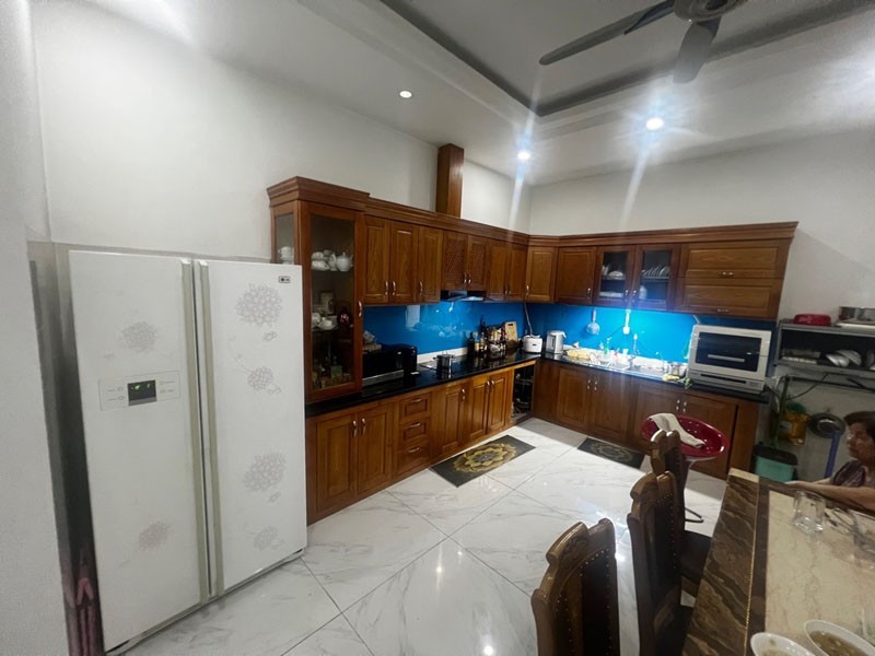 Sang Mỹ Định Cư - Bán Nhà Giang Biên 75m2 x 5 Tầng – Đường 13,5m, Gần Trường Chợ 4