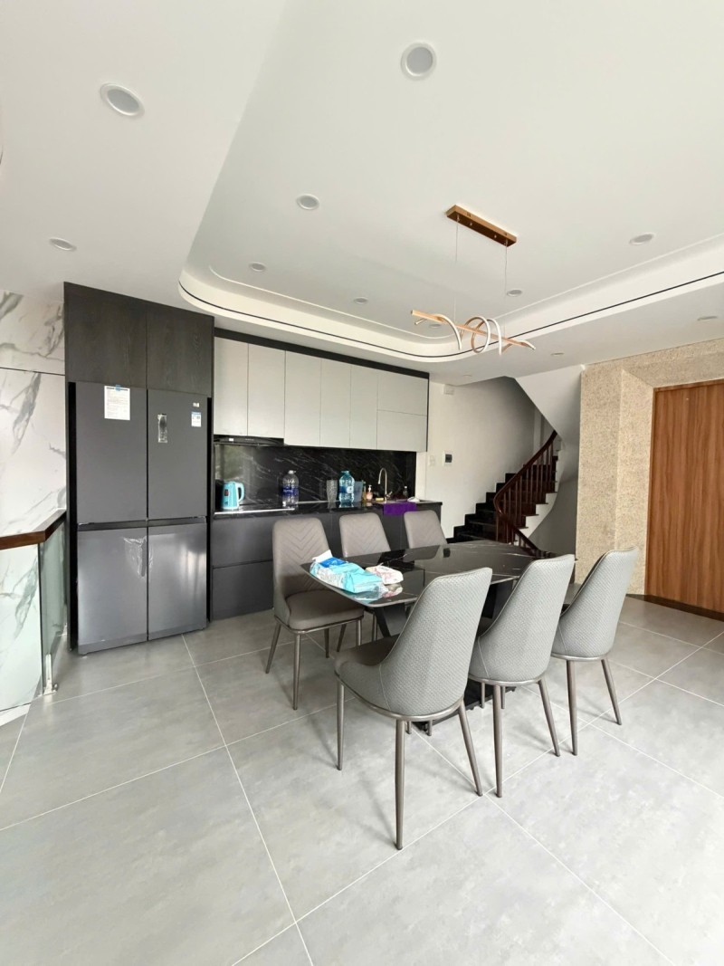 BÁN NHÀ PHÚC LỢI – 6 TẦNG THANG MÁY – MT 9.6M – NGÕ RỘNG GẦN Ô TÔ TRÁNH 4