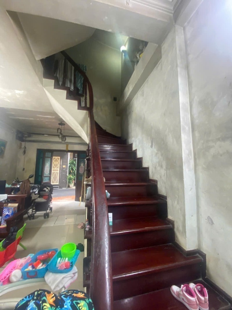 BÁN NHÀ NGỌC THỤY – LONG BIÊN – GẦN Ô TÔ TRÁNH – 4 TẦNG 5
