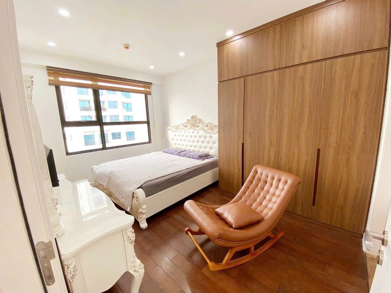 Bán căn hộ 3PN-93m2 tại VINHOMES D'CAPITALE, giá nhỉnh 11 tỷ 4