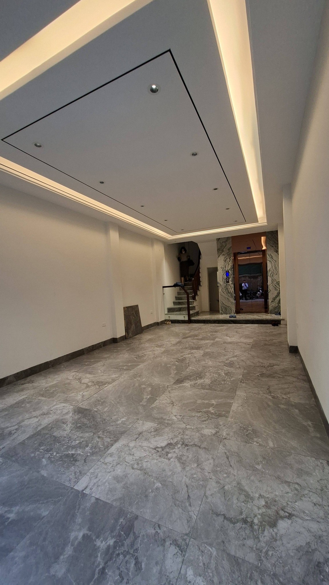 Bán Nhà Nguyễn Văn Cừ, Long Biên 45m2, 7T, giá 14,5 tỷ (gara ô tô, thang máy) 2