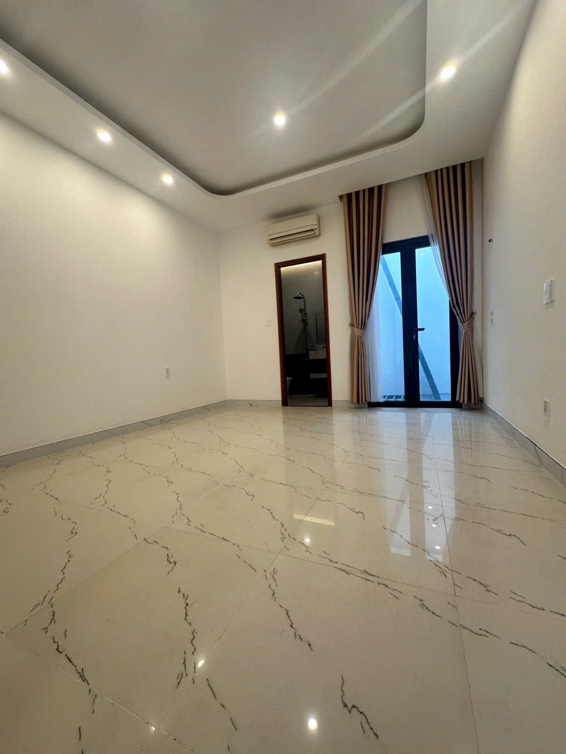 HÀNG HOT TÂN KIỂNG Q7 - NHÀ MỚI ĐƯỜNG PHAN HUY THỰC Dt: 4x19m.3 tầng mới,Giá 16.9 Tỷ 4