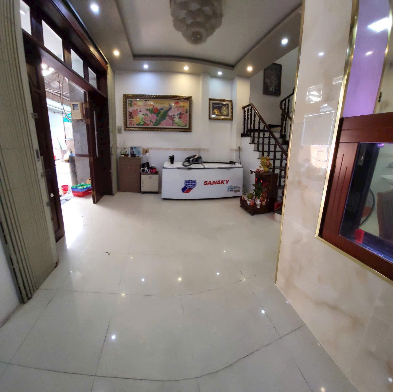 Chính chủ cần bán gấp nhà mặt tiền quận Bình Tân, ngay Ngã tư bốn xã 7 tỷ thương lượng gặp anh Dũng