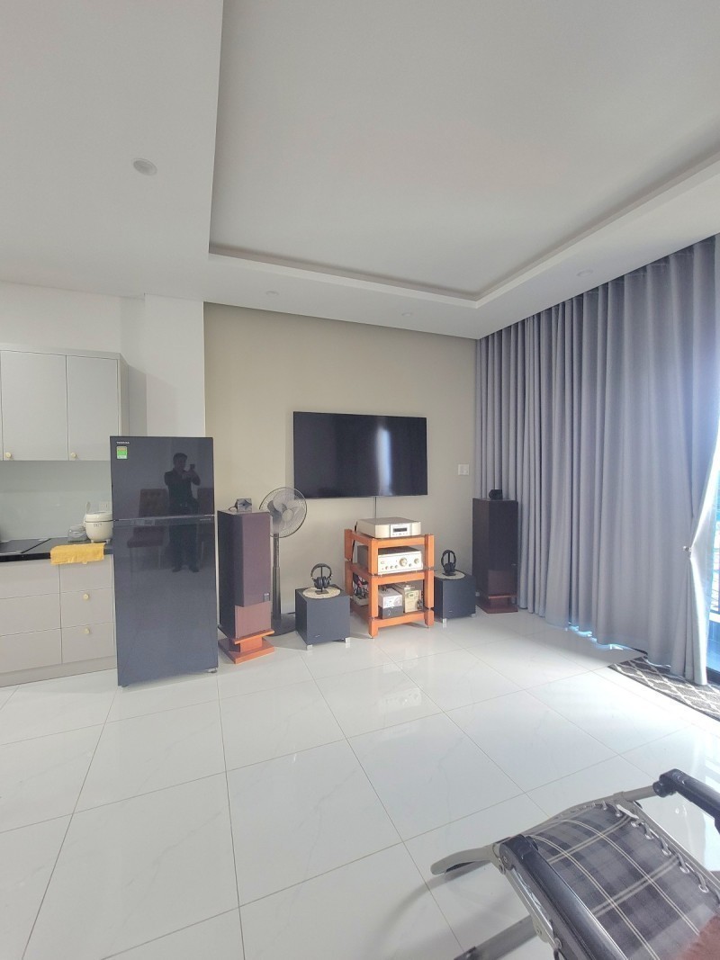 Bán nhà đường số 11, Tăng Nhơn Phú B, Thủ Đức, TP HCM. DT 173m2, 4 tầng. Giá  - 16.3 Tỷ 4