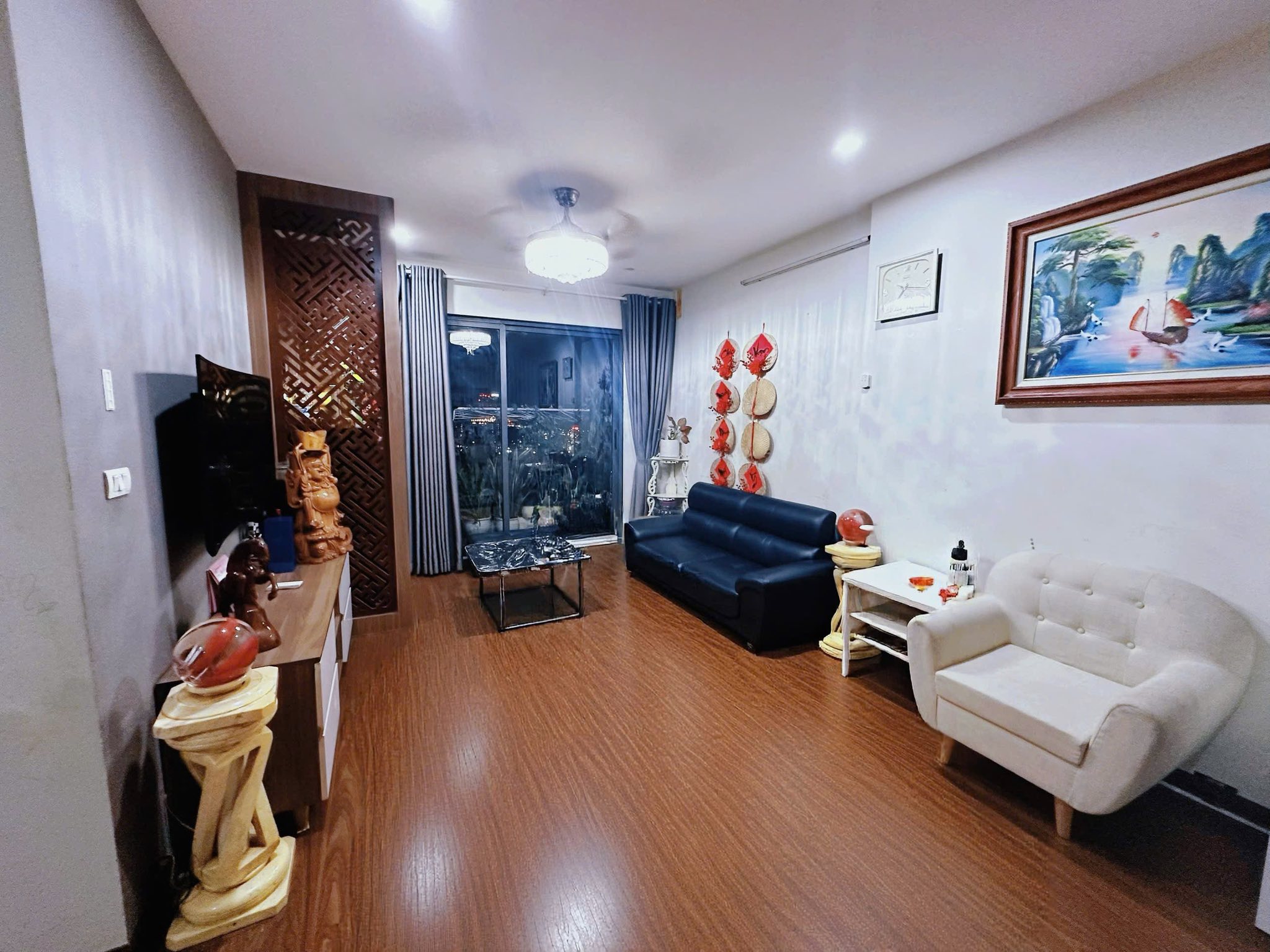 Gia Đình Bán Chung Cư Homeland Thượng Thanh, Long Biên 95m2, giá 7,35 tỷ 2