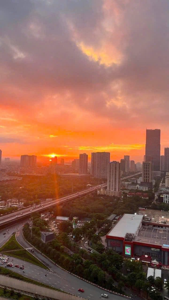 Bán căn hộ 2PN tại VINHOMES D'CAPITALE, view phố giá 8.6 tỷ 4