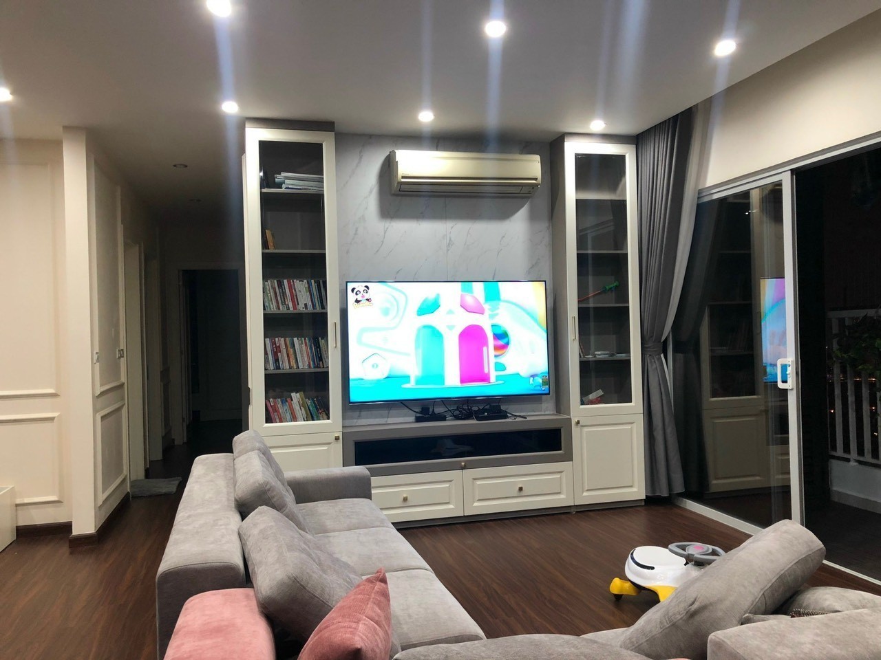CẦN BÁN căn hộ 4PN-152m2 rộng đẹp tại Ecolife Capitol, giá tốt 4