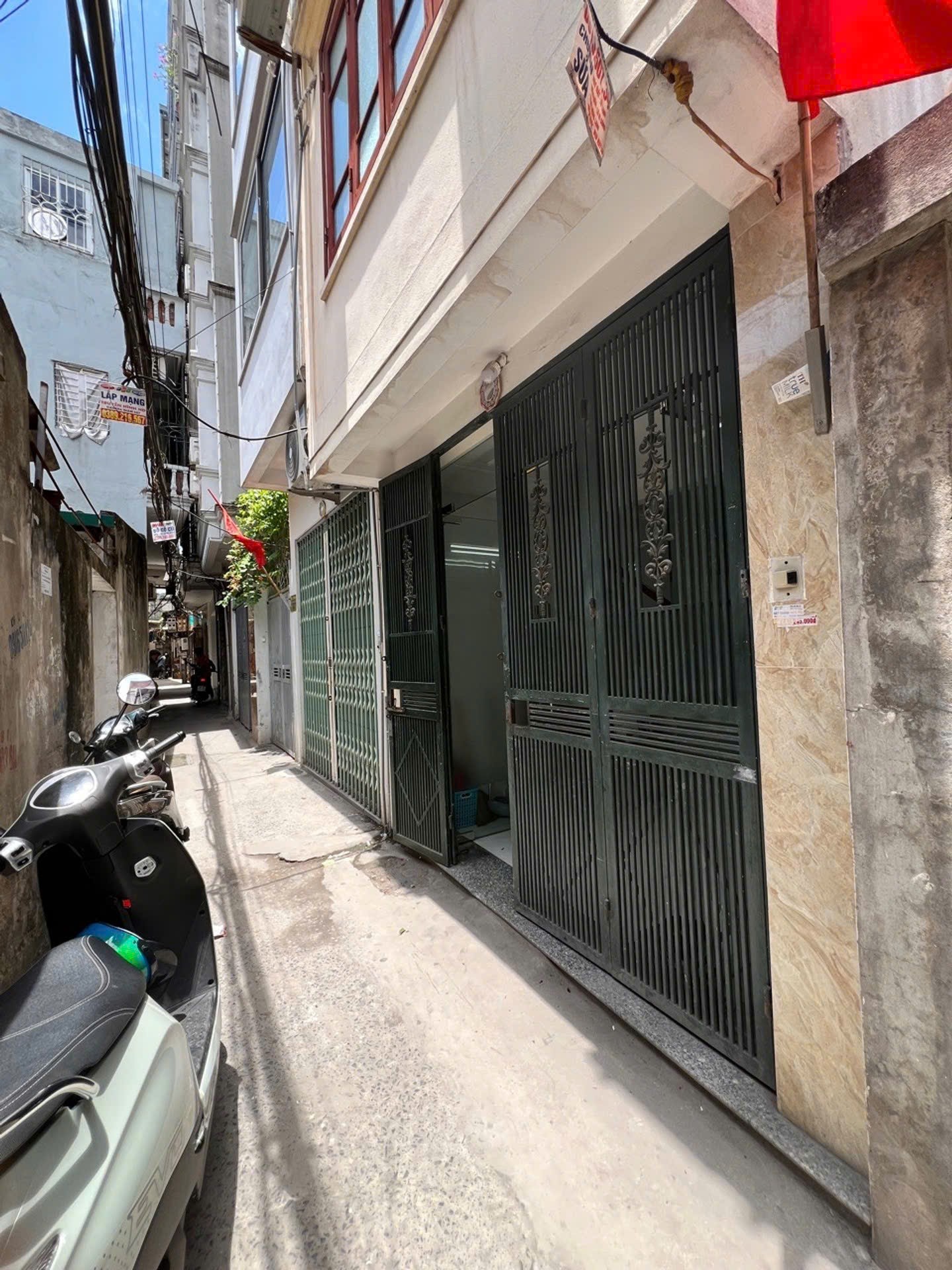 Cần bán Nhà mặt tiền đường Tam Trinh, Phường Vĩnh Tuy, Diện tích 27m², Giá 6.9 Tỷ 5