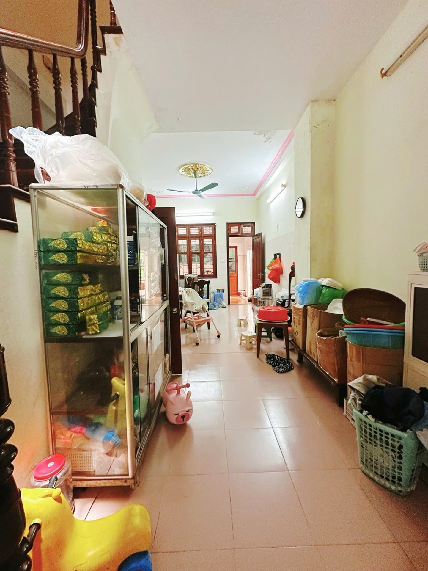 Cần bán Nhà mặt tiền đường Đại Từ, Phường Đại Kim, Diện tích 178m², Giá 38 Tỷ 5